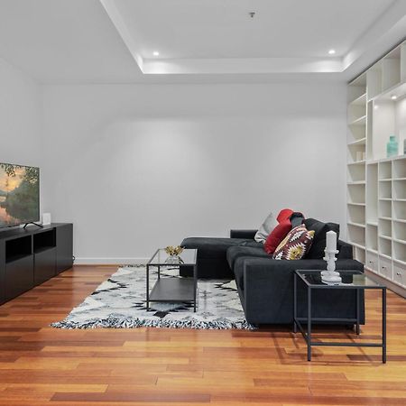 Stylish And Spacious 2-Bed Apartment Melbourne Exterior foto